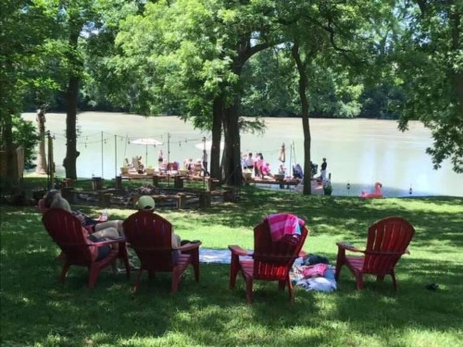 The River Haven - Sleeps 32 - On Guadalupe River シギーン エクステリア 写真