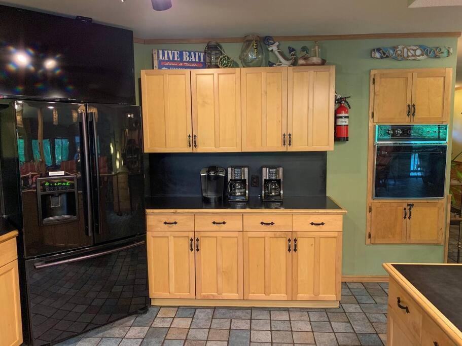 The River Haven - Sleeps 32 - On Guadalupe River シギーン エクステリア 写真