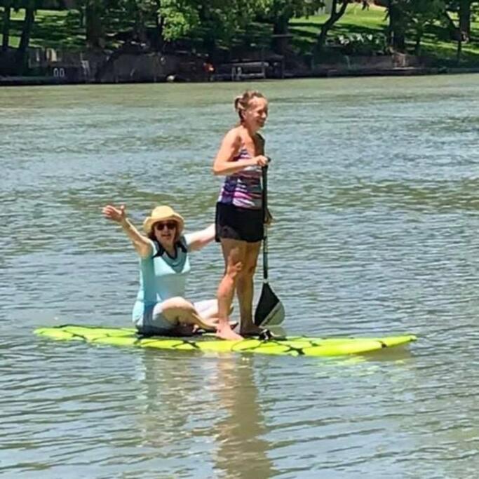 The River Haven - Sleeps 32 - On Guadalupe River シギーン エクステリア 写真