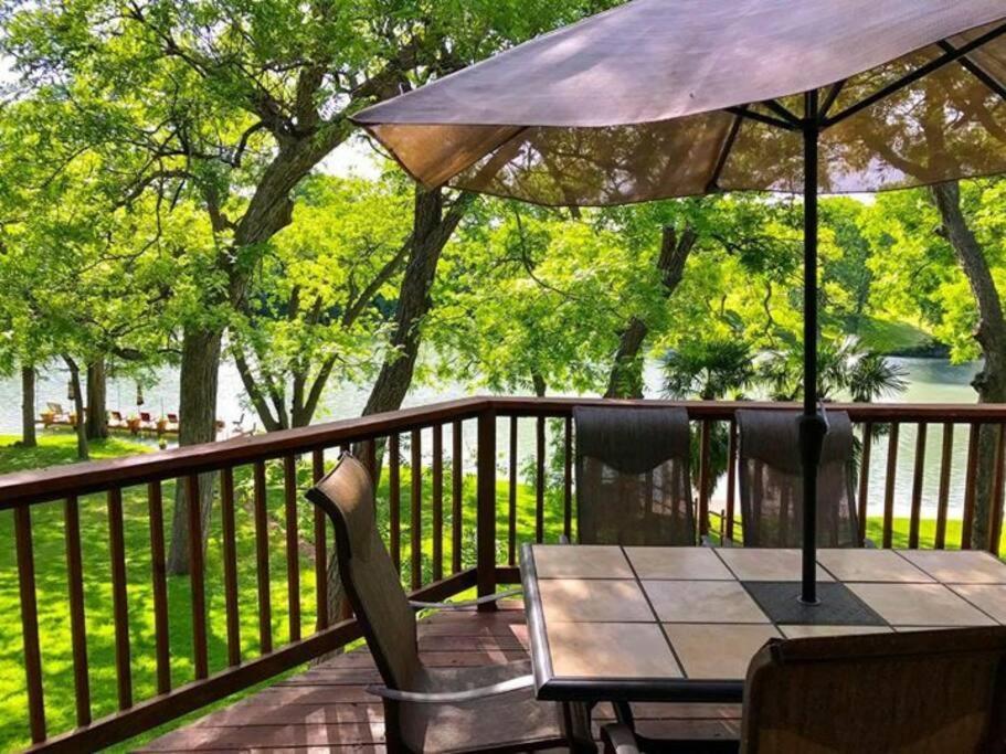 The River Haven - Sleeps 32 - On Guadalupe River シギーン エクステリア 写真